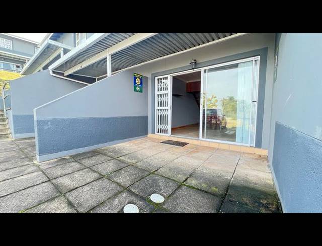 2 BEDROOM APARTMENT FOR SALE IN CAVERSHAM GLEN